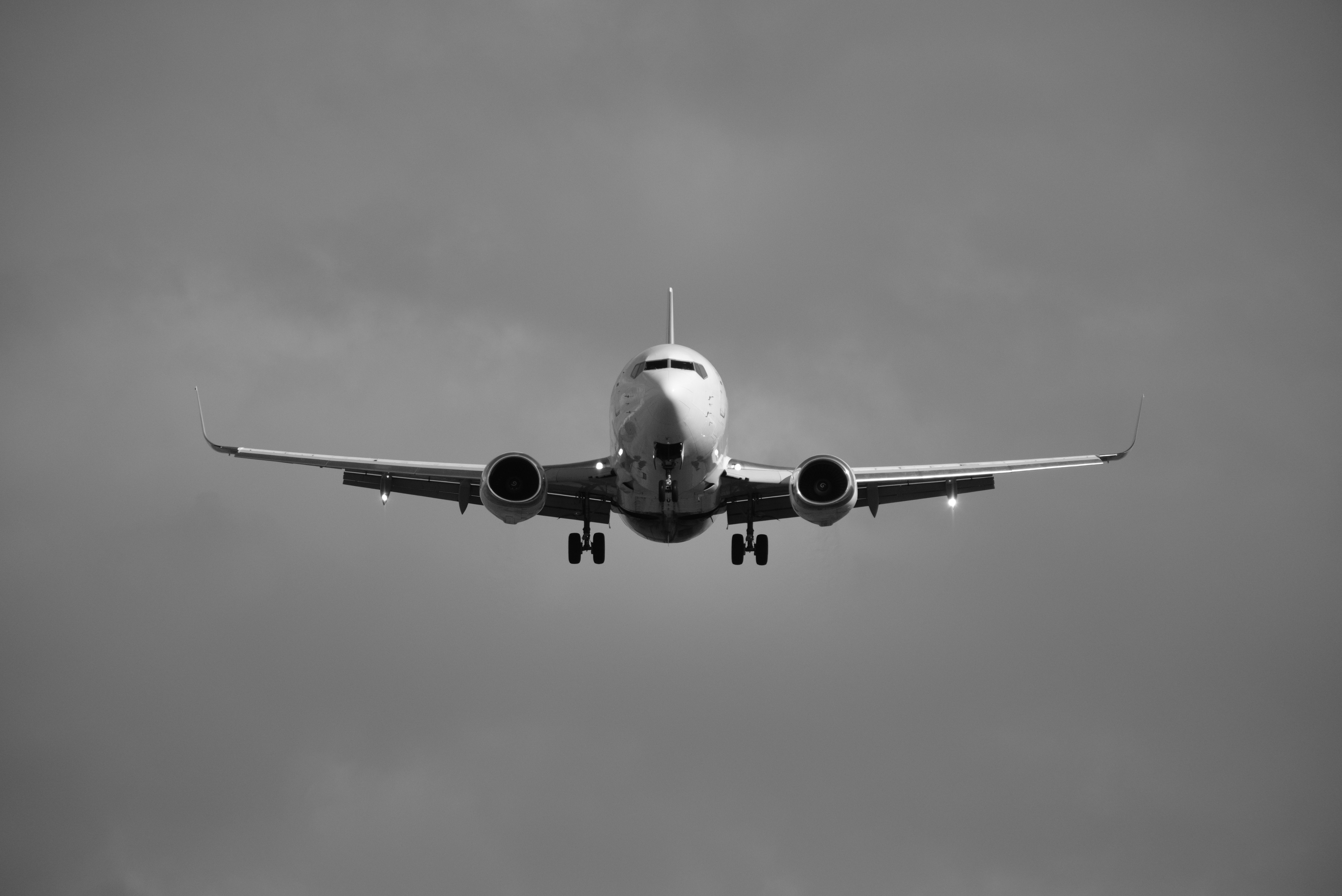 euu-compra-6-aviones-para-deportar-ICE