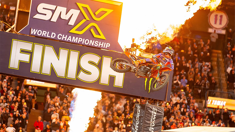 eli-tomac-inicia-con-victoria-temporada-del-ama-supercross