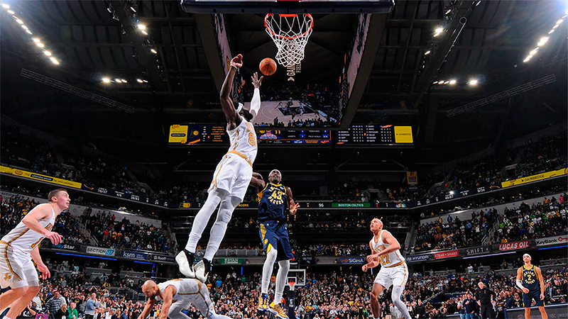 los-boston-celtics-caen-ante-los-indiana-pacers-98-96