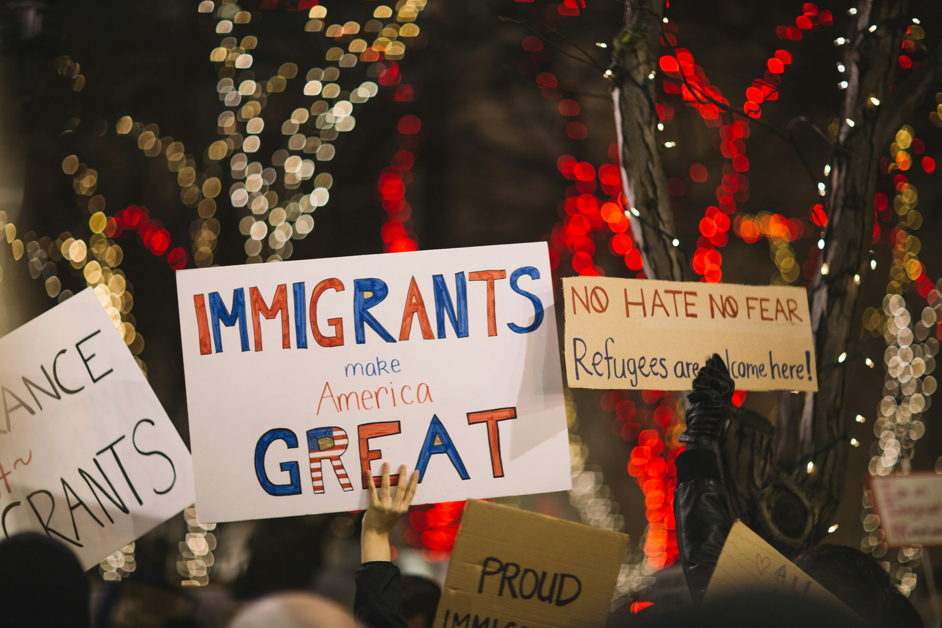 inmigrantes-alzan-voz-massachusetts-evento-mira