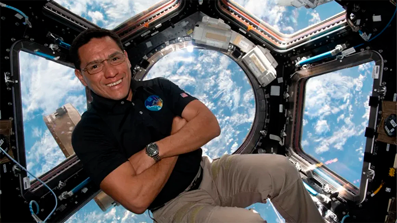 la-mision-artemis-iii-de-la-nasa-tendra-tripulante-latino